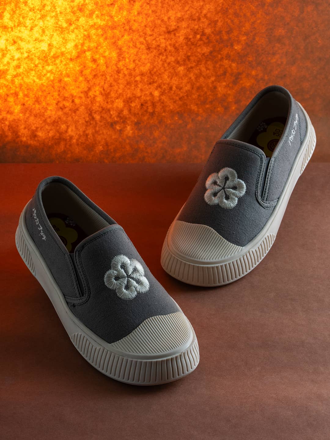 Bacca Bucci Kawaii Sakura Slip-On Sneakers - Image 13