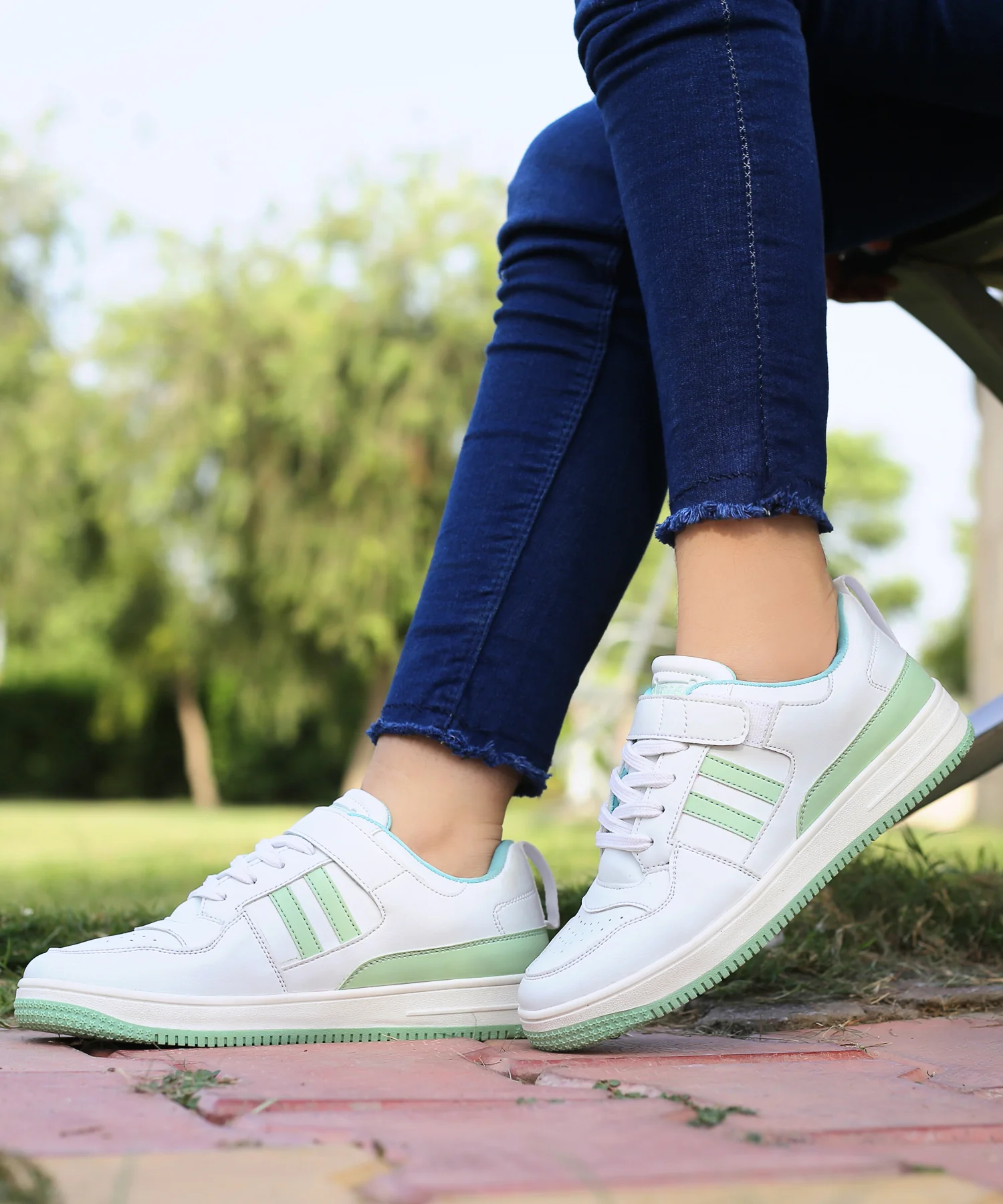 Bacca Bucci PHOENIX Low-Top Fashion Women's Sneakers with Hook & Loop Closure - Image 24