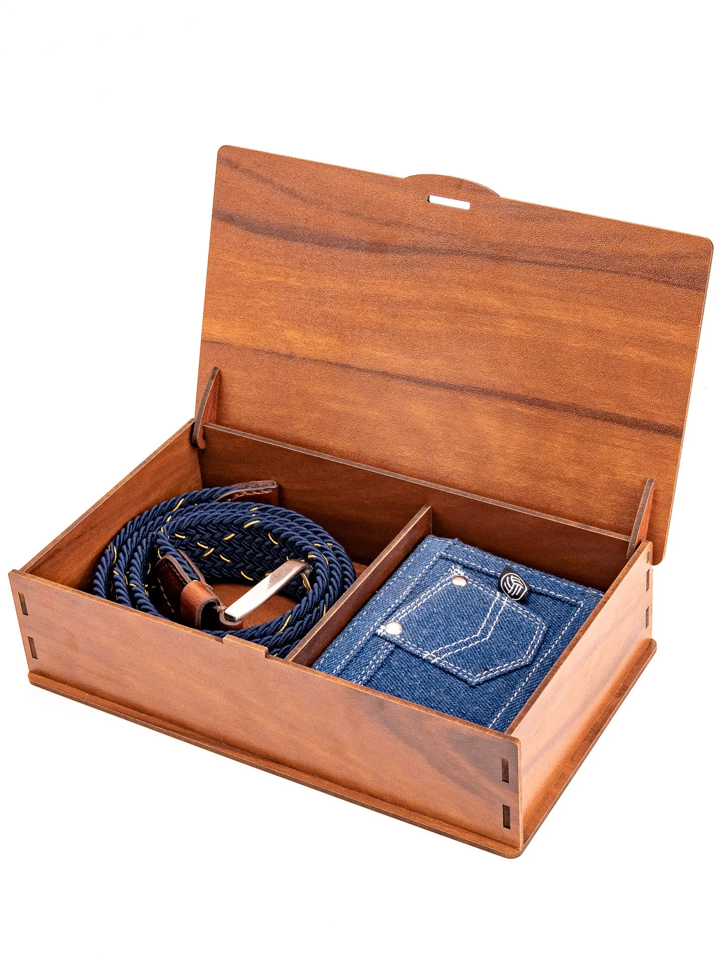 Bacca Bucci Premium Gift Combo: Classic Wallet & Stylish Belt in Elegant Wooden Box - Image 5