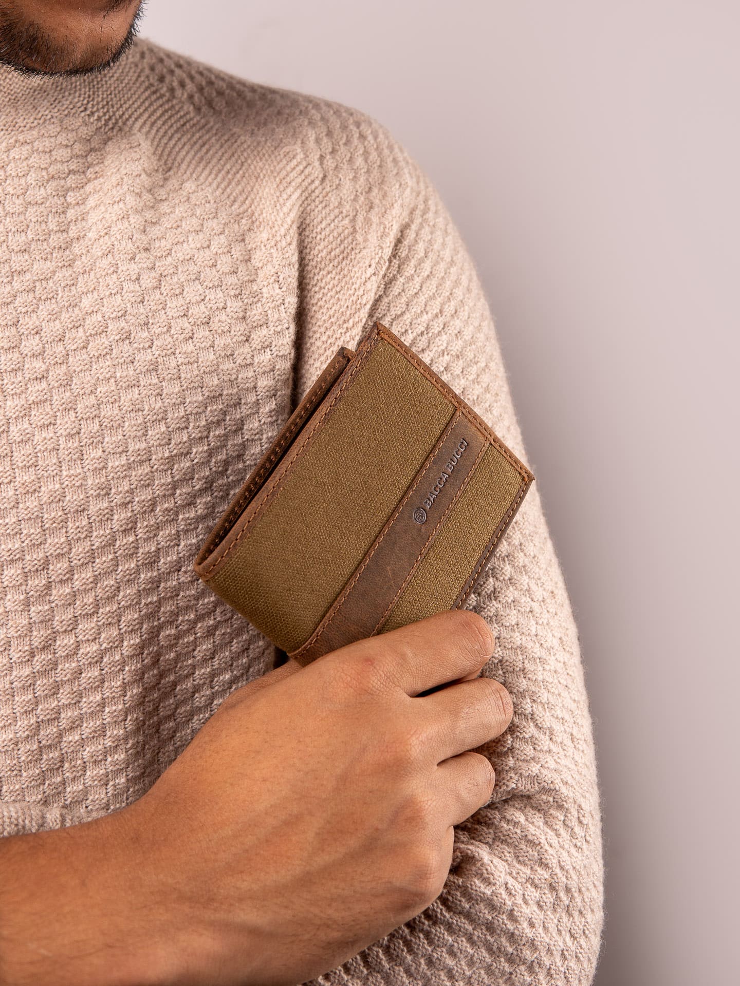 Bacca Bucci Premium Gift Combo: Classic Wallet & Stylish Belt in Elegant Wooden Box - Image 7
