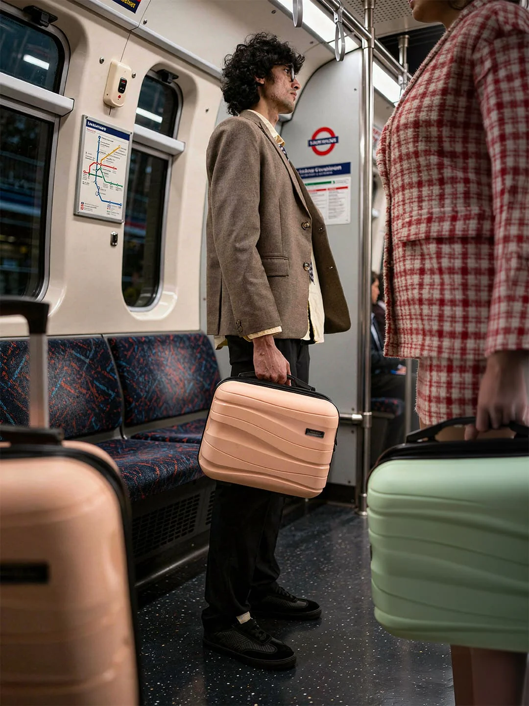 Bacca Bucci Shoecase – Travel Shoe Carrier for Sneakerheads on the Move - Image 3