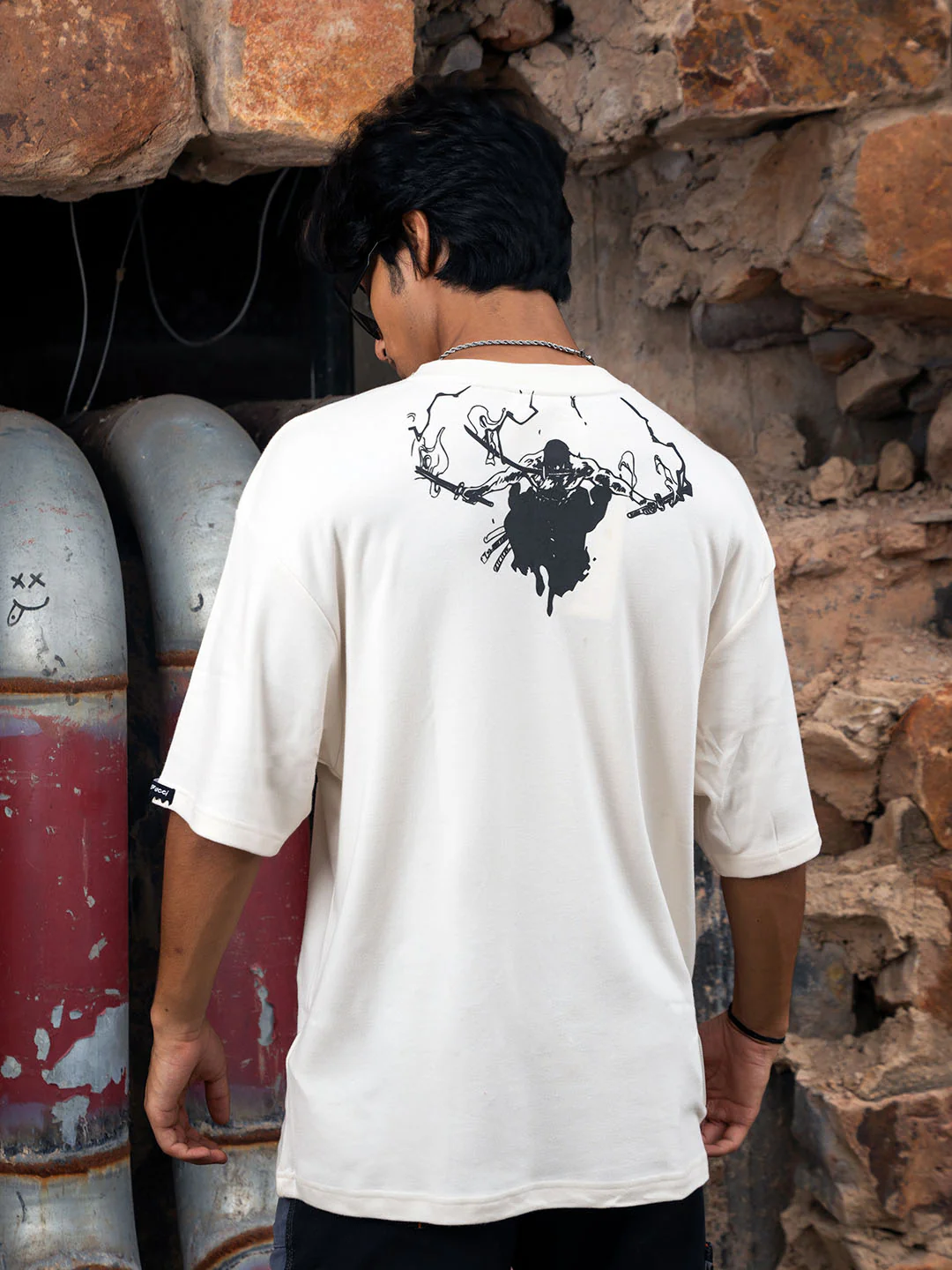 OnePiece Fan-art - Oversized t-shirt | white - Image 3