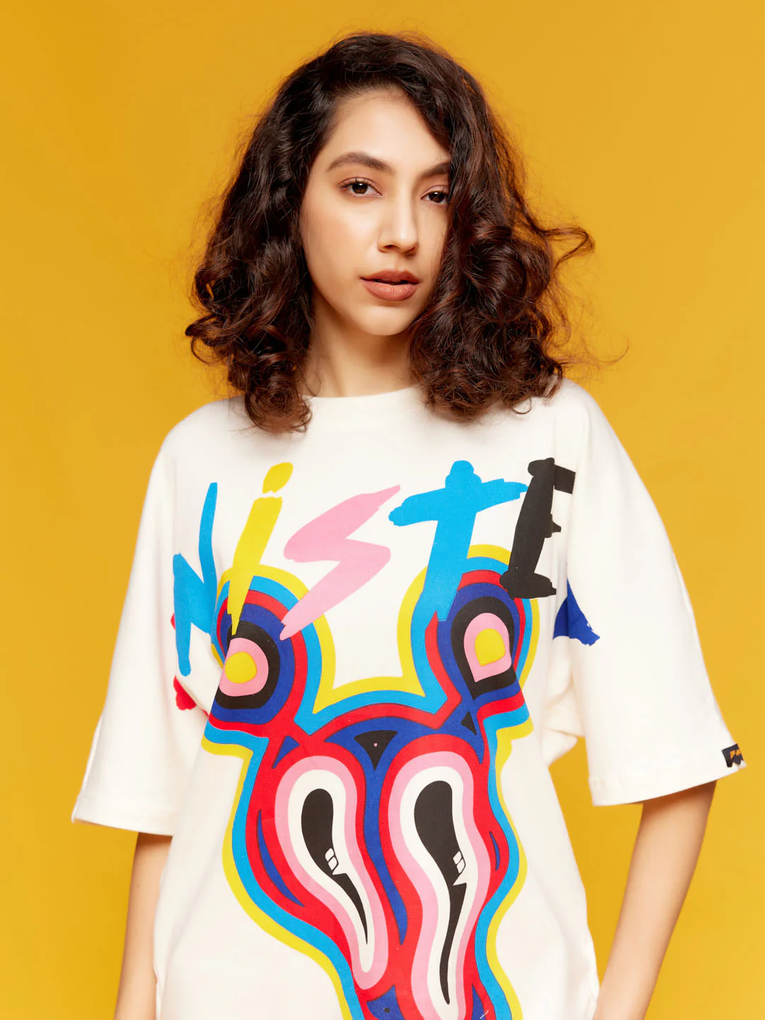 Twisted- Oversized t-shirt - Image 3